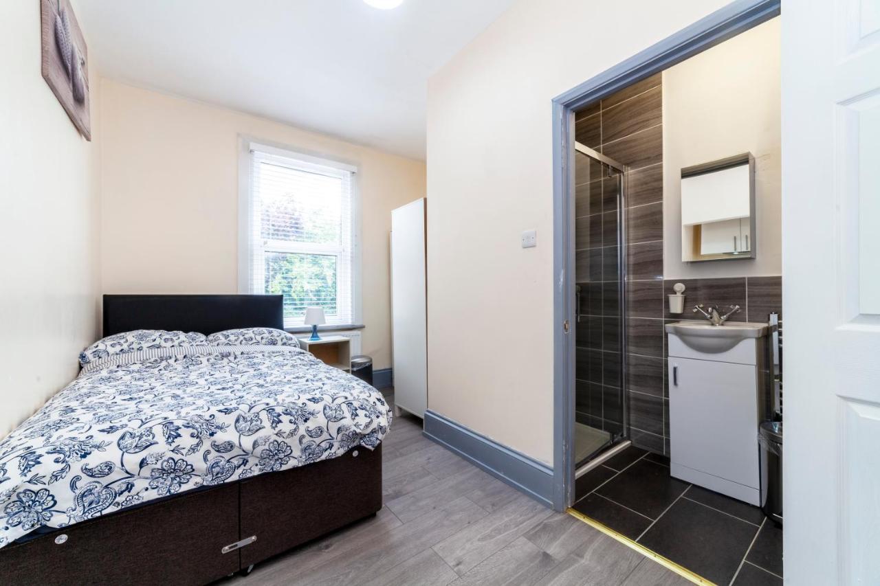 Highlands Gardens Suites Ilford Zewnętrze zdjęcie